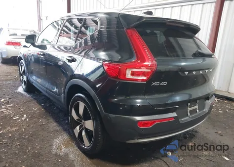 2019 Volvo Xc40 T5 Momentum from USA, damaged, VIN YV4162UK3K2129719